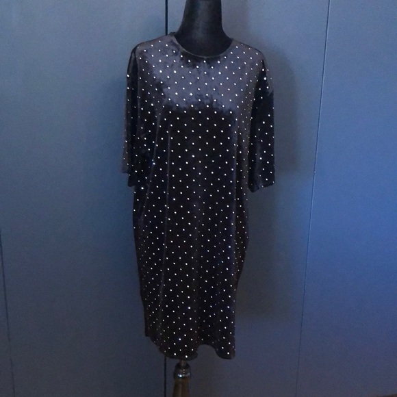 H&M black soft studded dress size medium - Picture 5 of 11